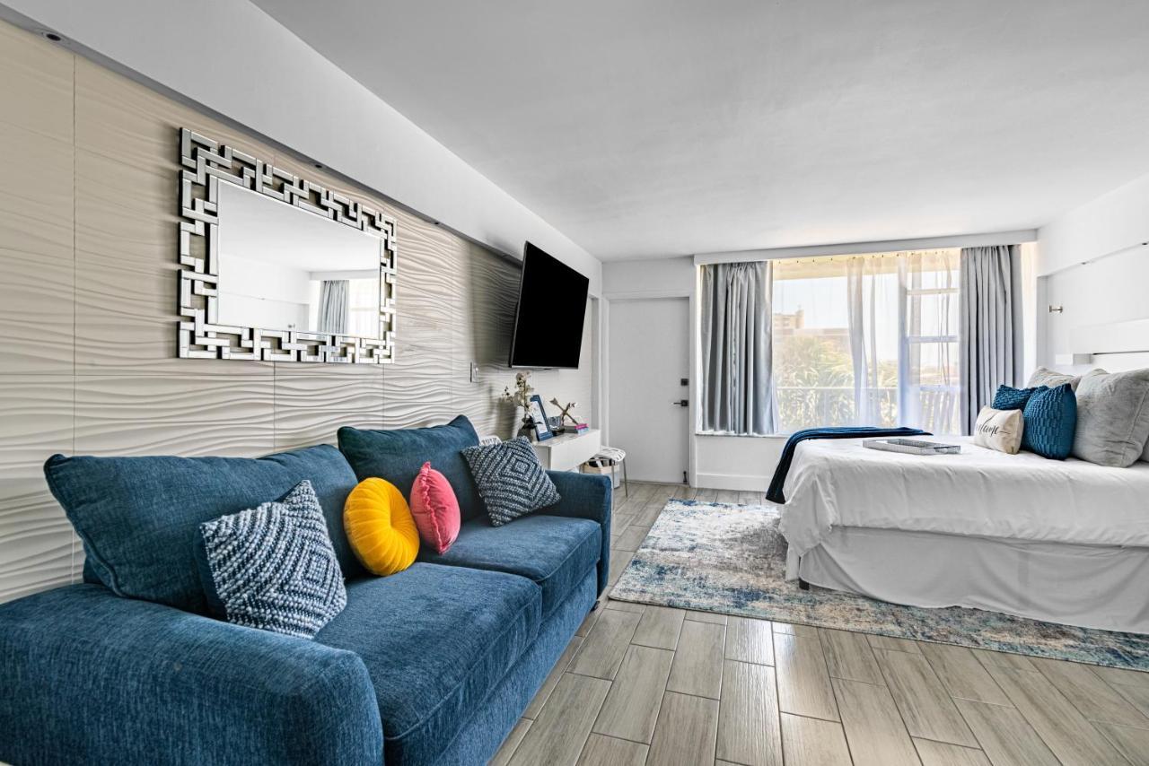 Appartement Newly Renovated Oceanfront Studio W/ Balcony - Daytona Beach Extérieur photo